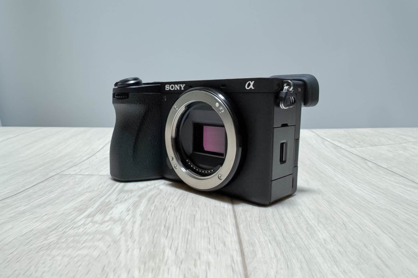 SONY α6700